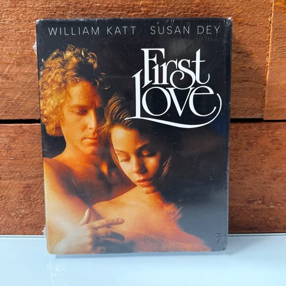 First Love [New Blu-ray] Subtitled, Widescreen Movie Brand New Sealed - Picture 1 of 3